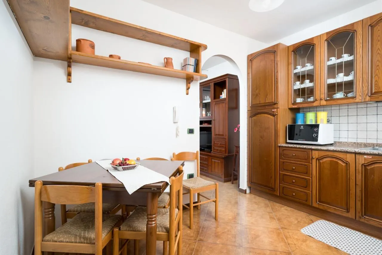 Appartamento Da Manzela Cala Gonone 0*,  Olaszország