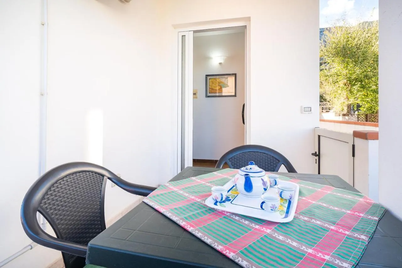Appartamento Da Manzela Cala Gonone Apartman
